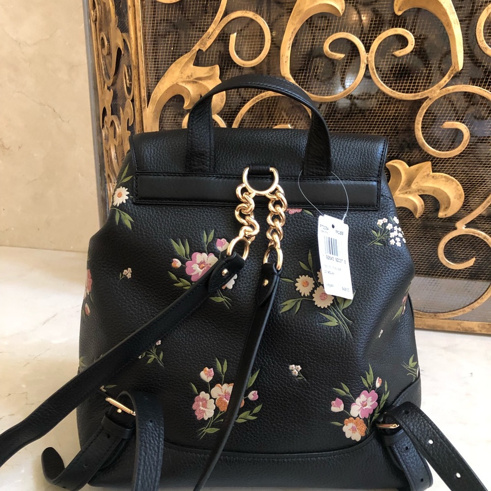 Nwt Coach Floral drawstring backpack - Picture 5 of 7